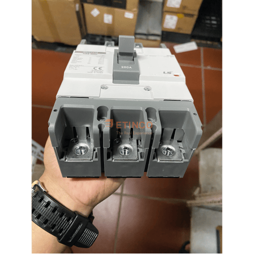 MCCB LS ABS203c 3P 200A 42kA