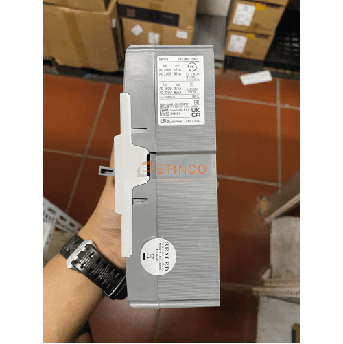 MCCB LS ABS203c 3P 200A 42kA
