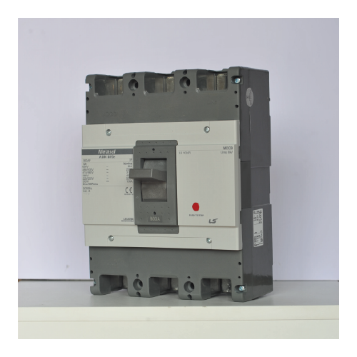 MCCB LS ABN803c 800A anh 2