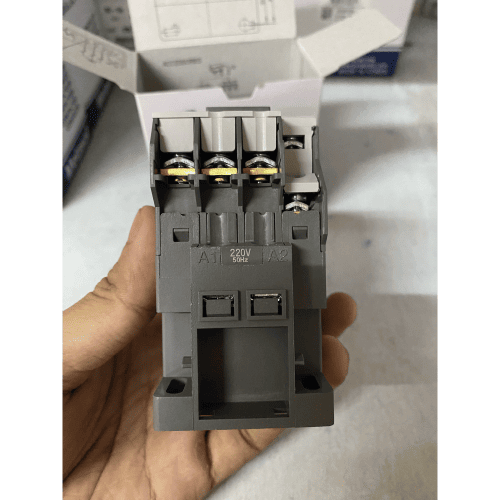 Contactor (Khởi động từ) LS MC-18b 220V 4.5kW 1NO1NC
