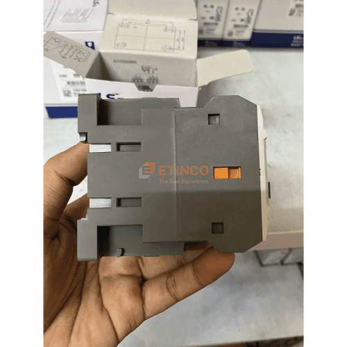 Contactor (Khởi động từ) LS MC-22b 220V 5.5kW 1NO1NC