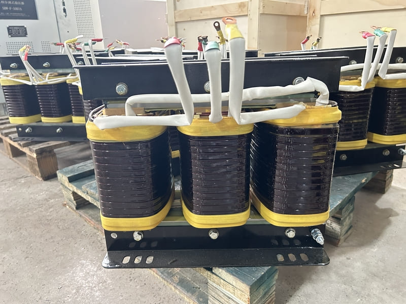 cuon khang trung the 1