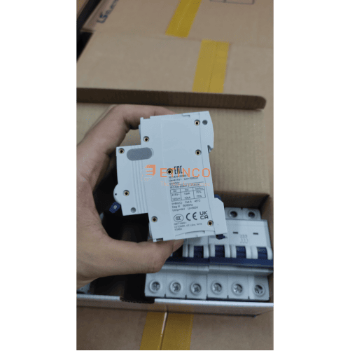 MCB LS LA63H 3P 32A 10kA