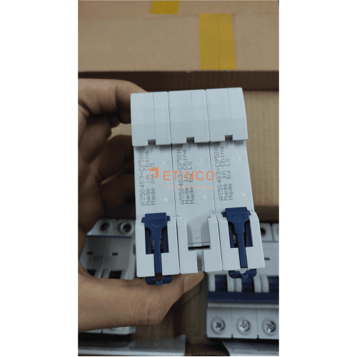 MCB LS LA63H 3P 50A 10kA