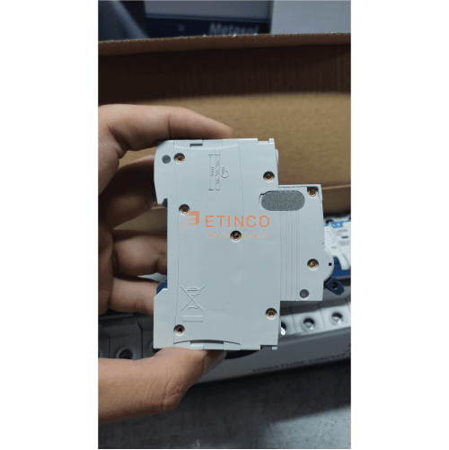 MCB LS LA63N 1P 32A 10kA