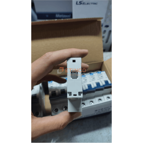 MCB LS LA63N 1P 32A 10kA