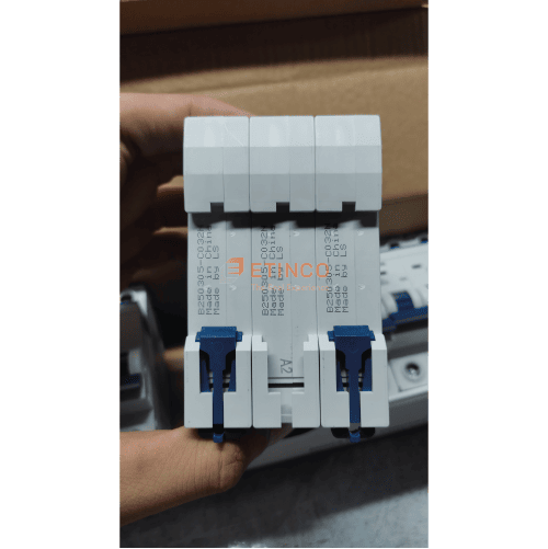 MCB LS LA63N 3P 32A 10kA