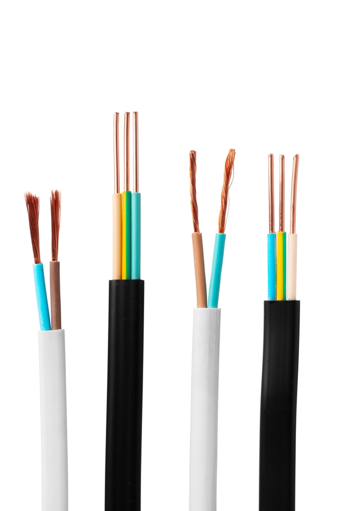 so sanh day dan dien va day cap dien 1