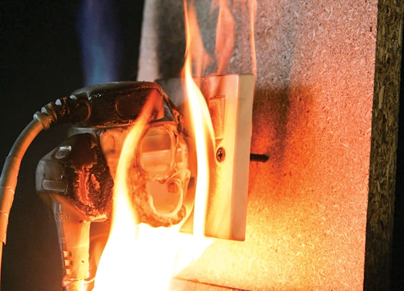 nguyen nhan gay chap day dien 1